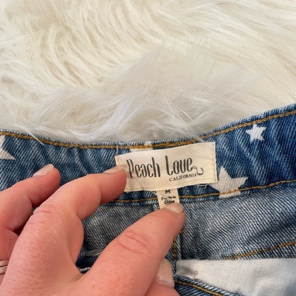 Peach Love California - Star Denim Shorts - Size Medium - Picture 3 of 7